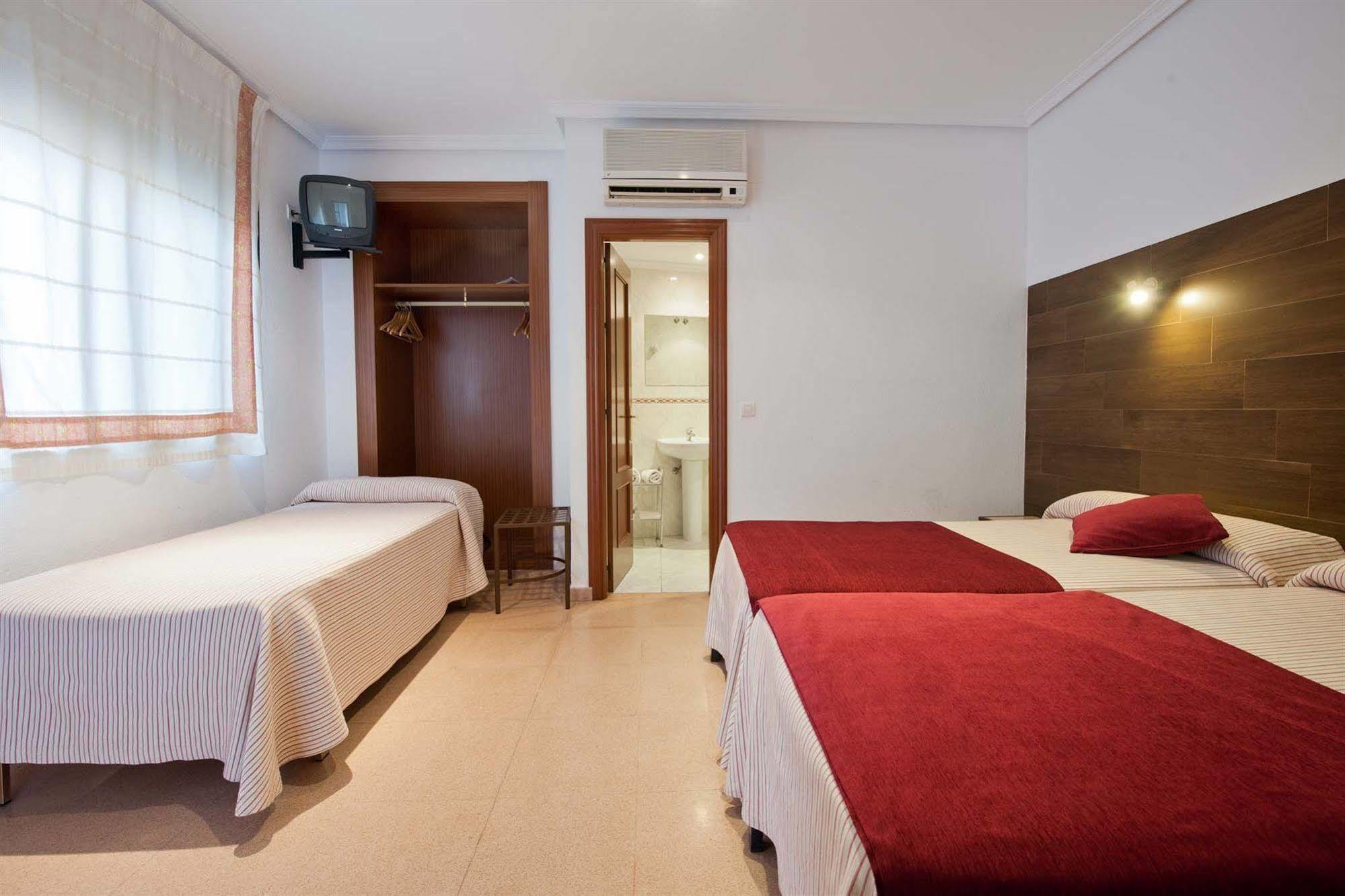 Hostal Sol توليدو المظهر الخارجي الصورة