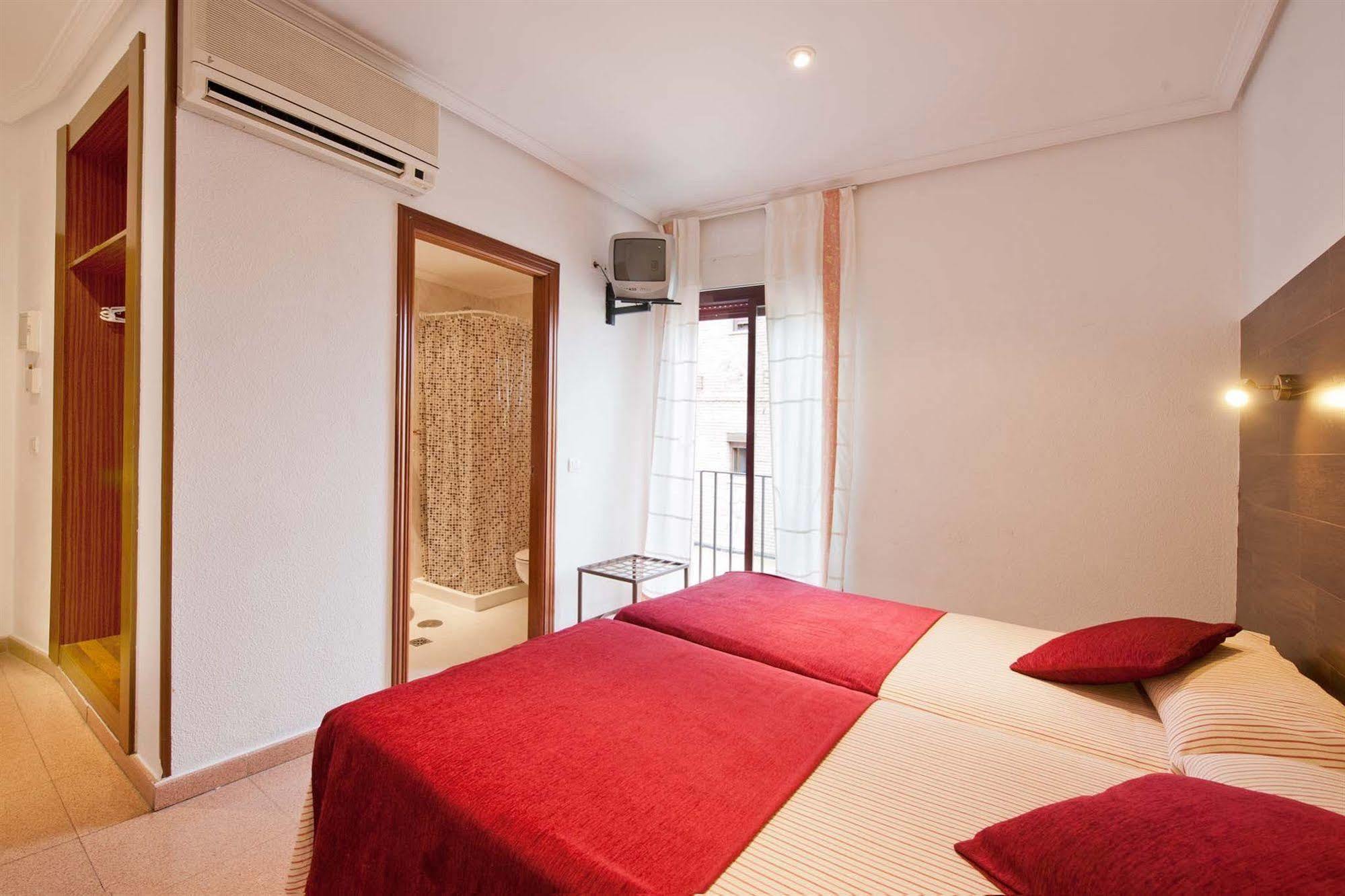 Hostal Sol توليدو المظهر الخارجي الصورة